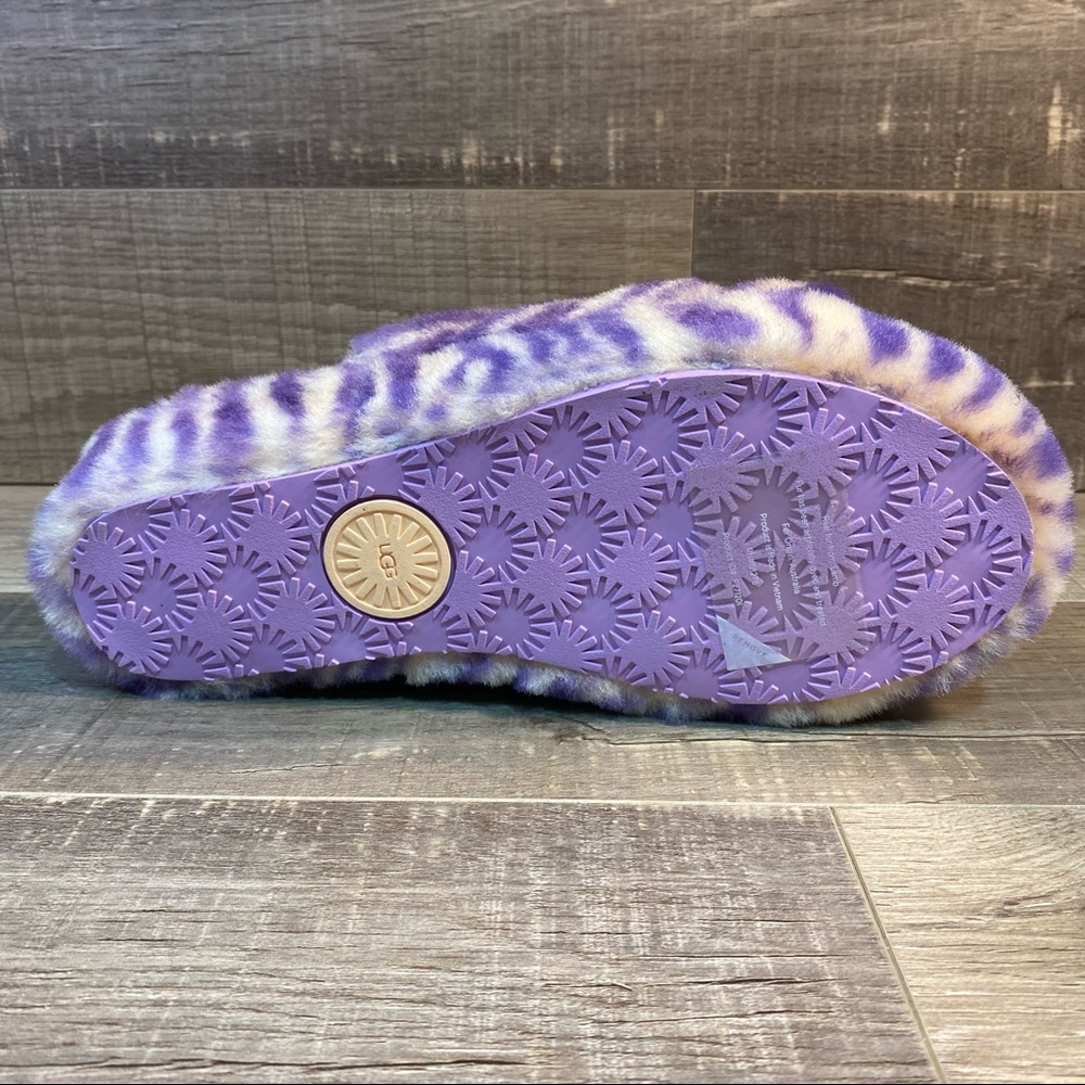 UGG Purple and White Fuzzy Sandals - Picture 5 of 7